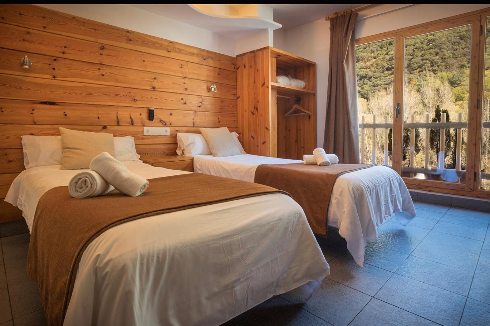 Hotel Restaurant Les Brases Sort Eksteriør bilde