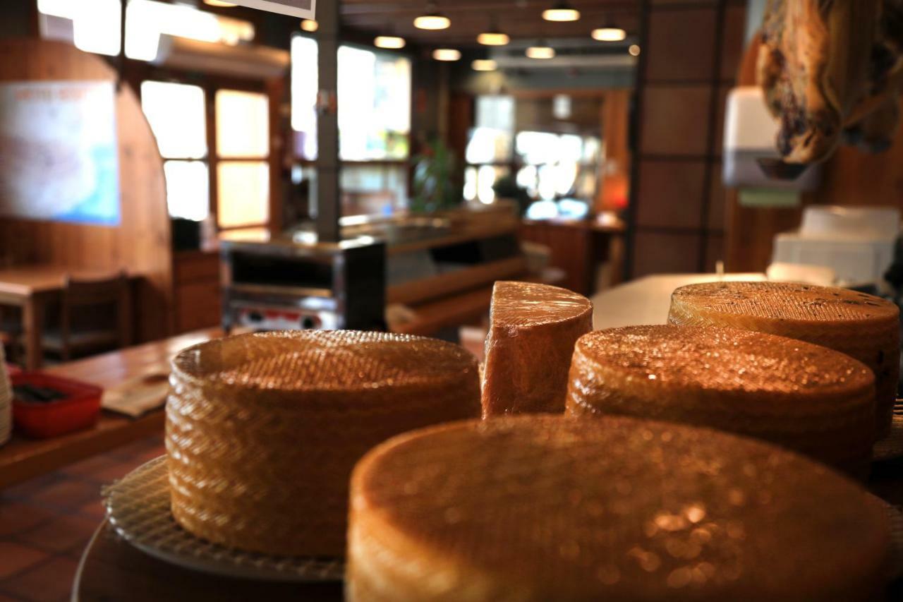 Hotel Restaurant Les Brases Sort Eksteriør bilde